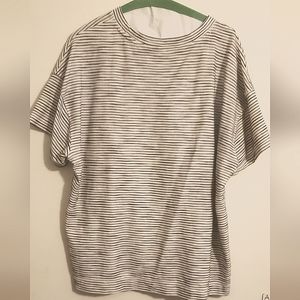 Women's | Old Navy Top | XL | Black & White Stripes